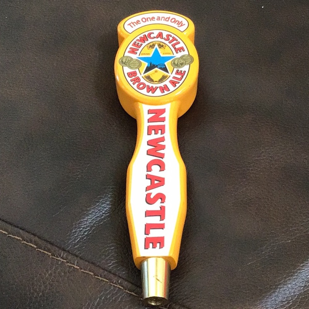 🍻 Tall Newcastle Brown Ale Tap Handle